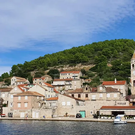 Violeta Hvar Hvar Town