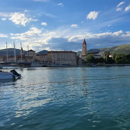 Violeta Hvar Apartmán *