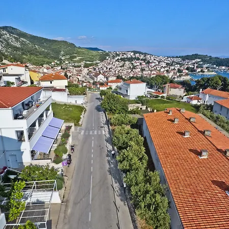 Violeta Hvar Apartman *