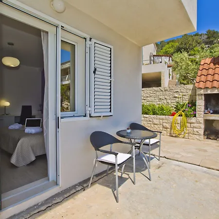 Violeta Hvar Apartment