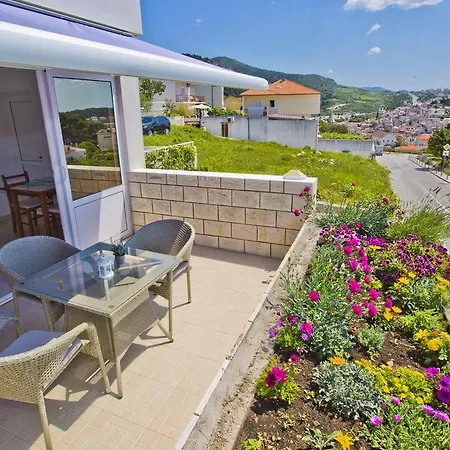 Violeta Hvar Apartment